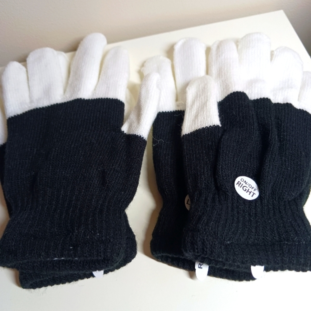 2 Pack: Light Gloves - Finger Light Flashing LED Gloves w/Flashing Lights